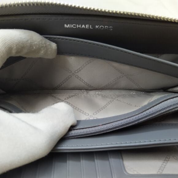 Michael Kors Gray Crossgrain Leather Zip Around Credit Card Wallet - Picture 12 of 16